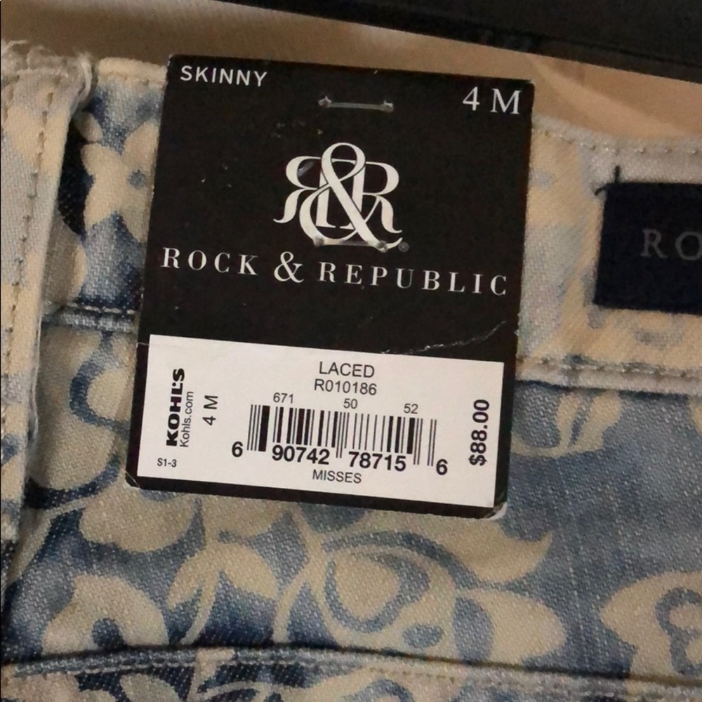 Rock & Republic laced Berlin skinny jeans - Picture 6 of 8